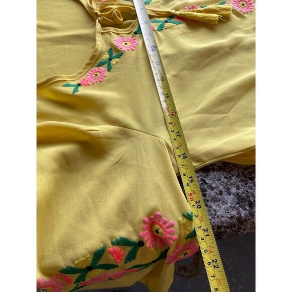 GIANNI BINI Floral Embroidered Blouse WOMEN'S SZ M YELLOW and PINK lightweight - Picture 8 of 14